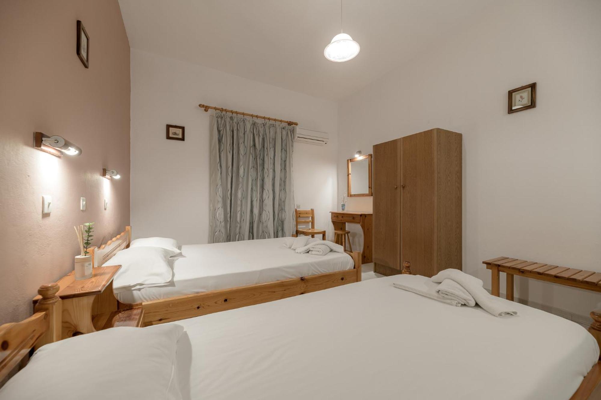 Anthi Studios & Apartments Alykes  Bagian luar foto