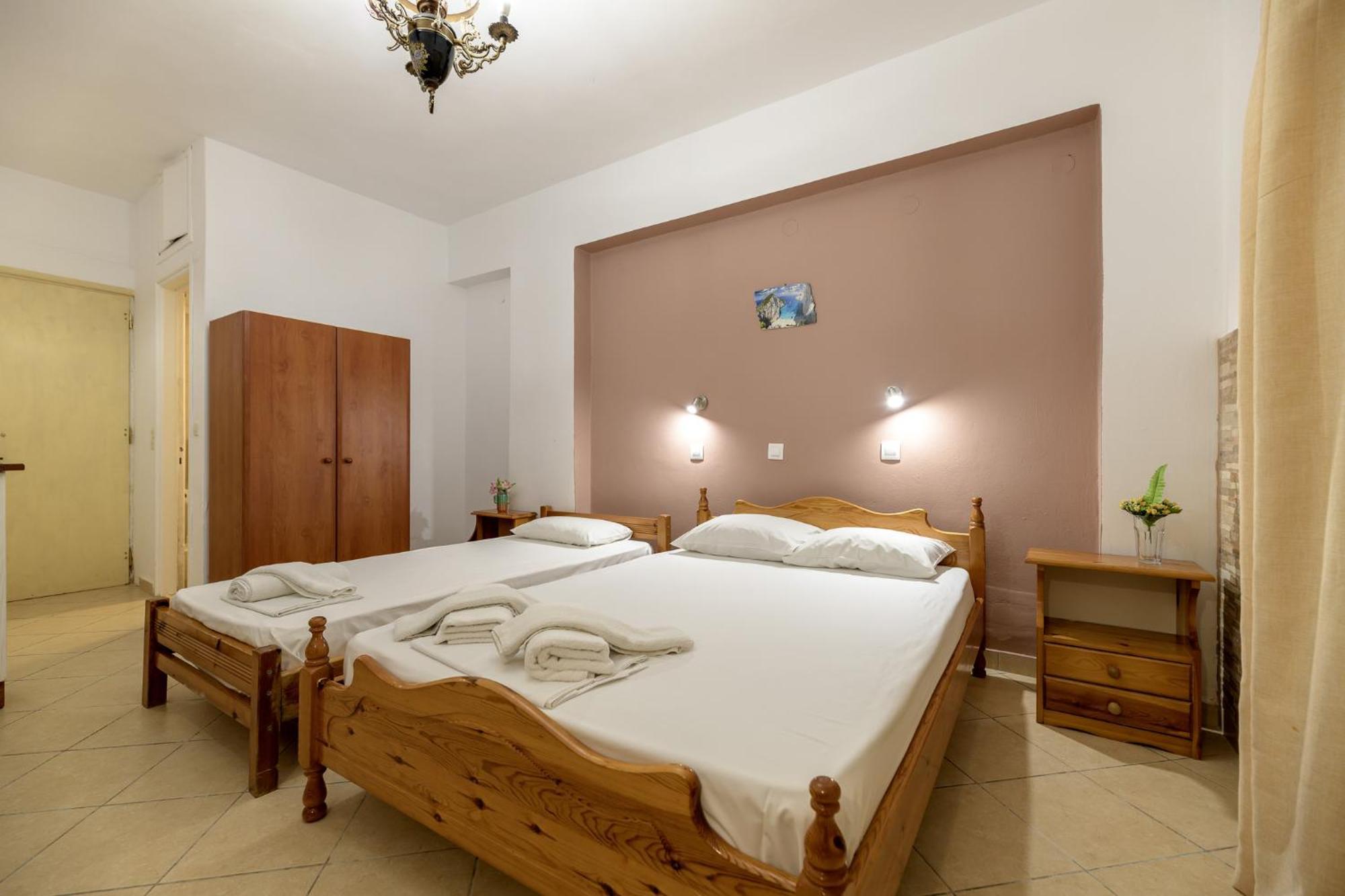 Anthi Studios & Apartments Alykes  Bagian luar foto