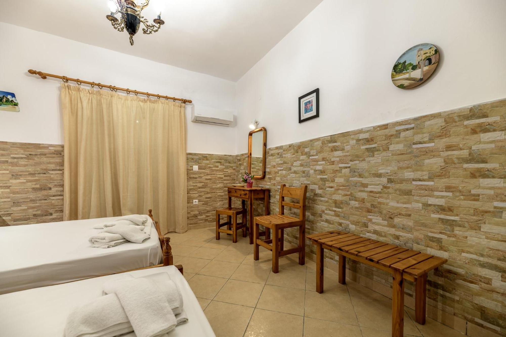 Anthi Studios & Apartments Alykes  Bagian luar foto