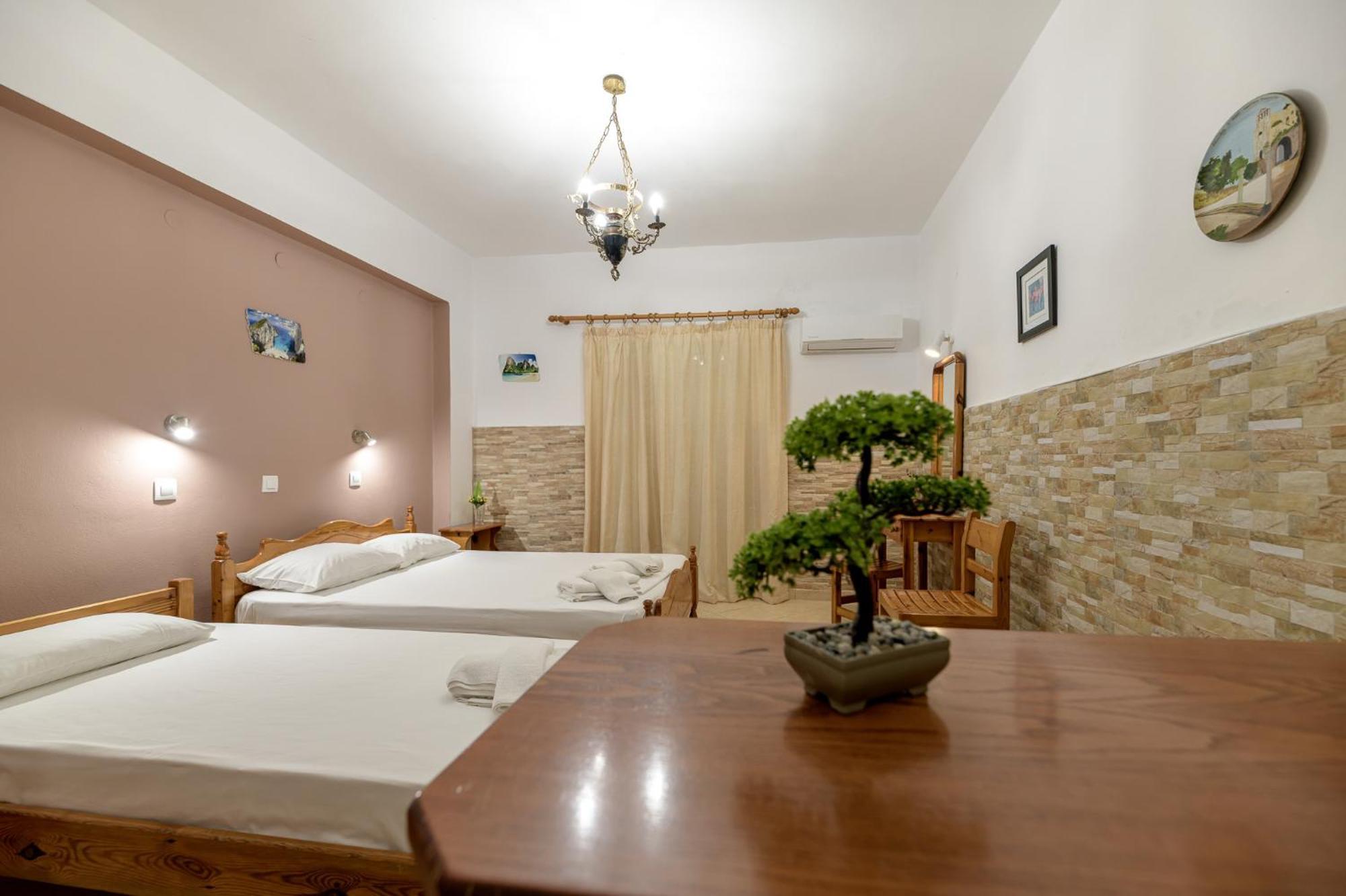 Anthi Studios & Apartments Alykes  Bagian luar foto