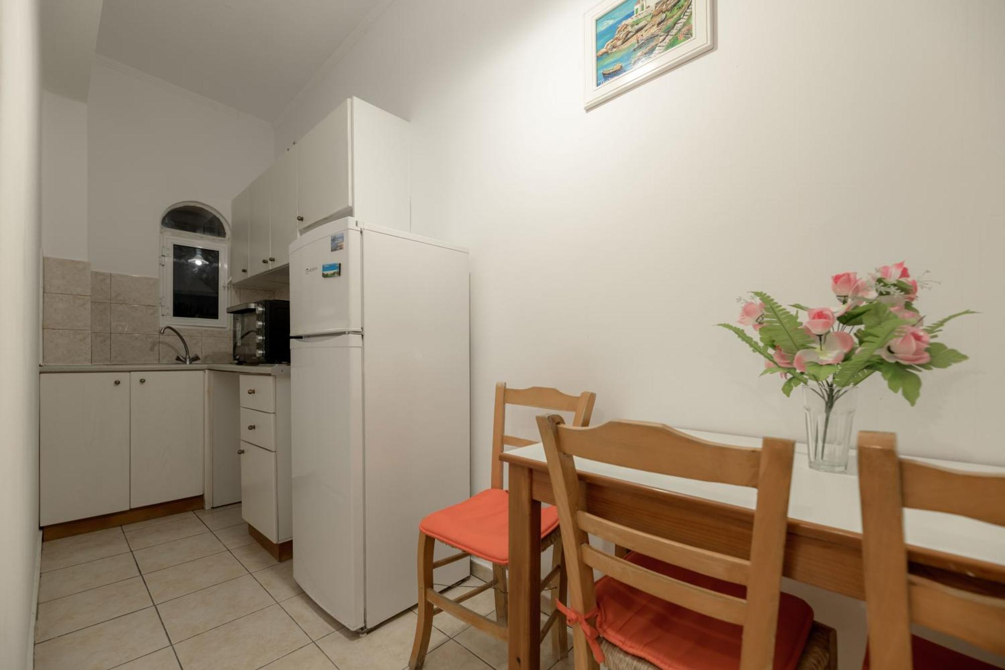Anthi Studios & Apartments Alykes  Bagian luar foto