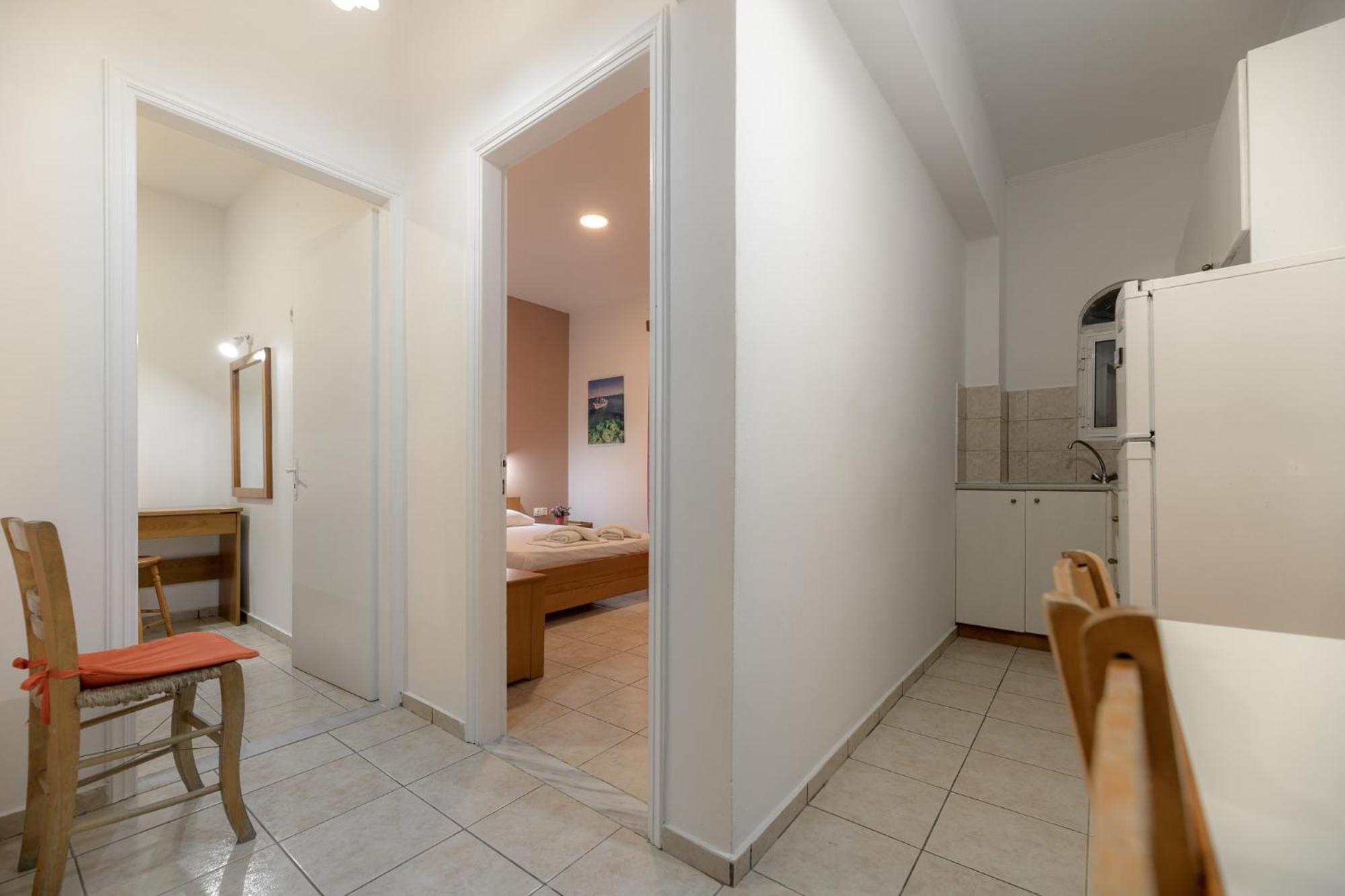 Anthi Studios & Apartments Alykes  Bagian luar foto