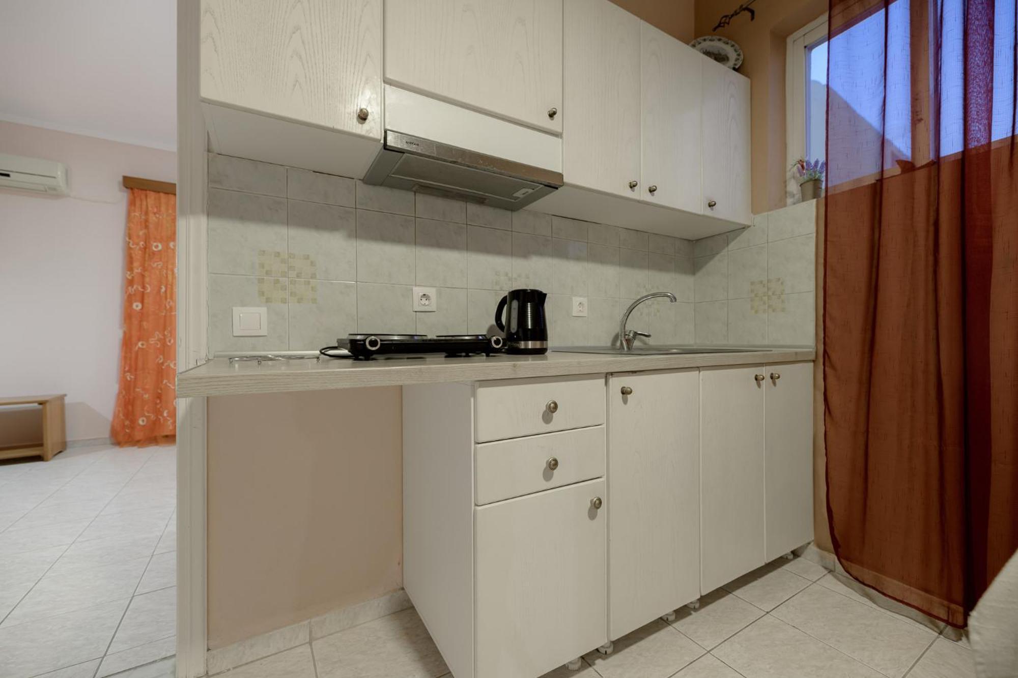 Anthi Studios & Apartments Alykes  Bagian luar foto