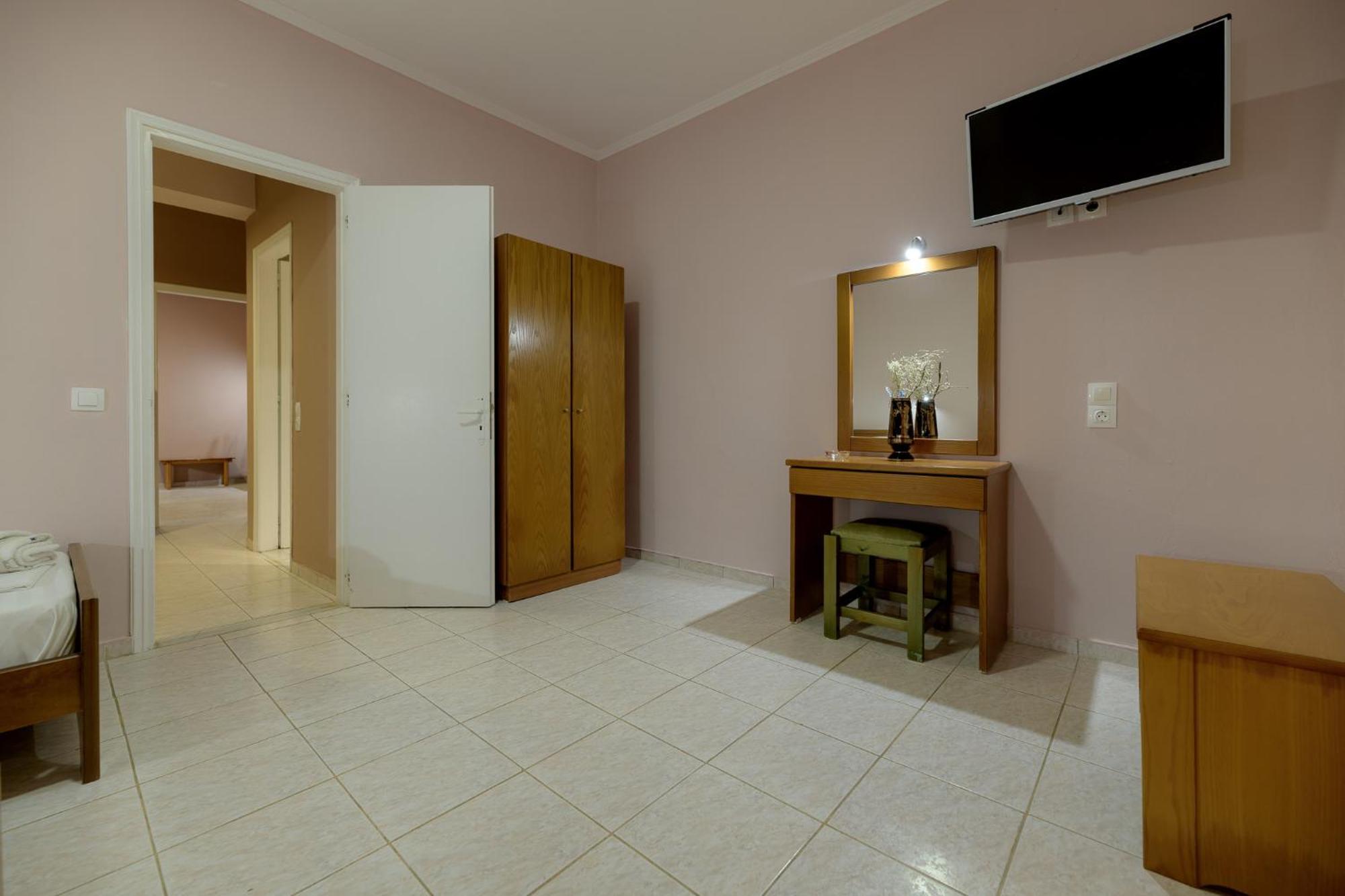 Anthi Studios & Apartments Alykes  Bagian luar foto