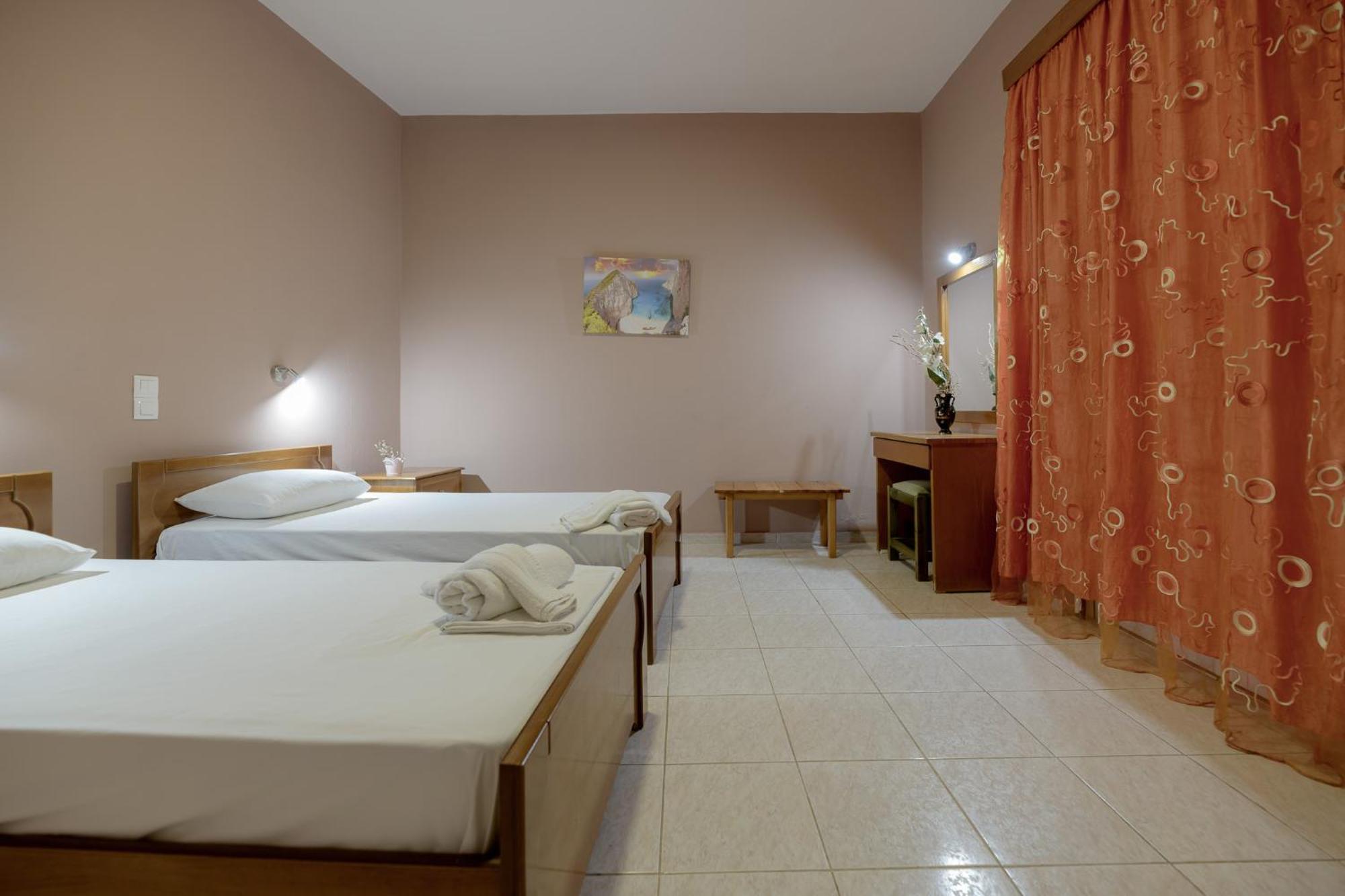 Anthi Studios & Apartments Alykes  Bagian luar foto