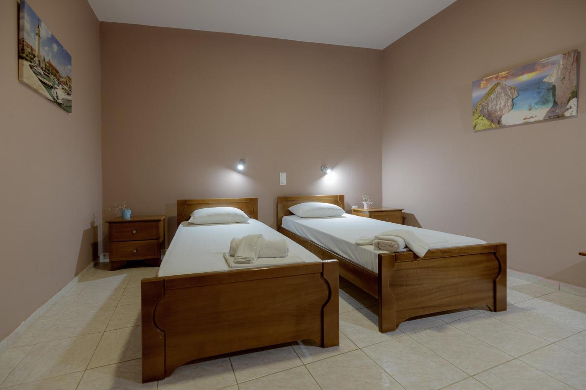 Anthi Studios & Apartments Alykes  Bagian luar foto