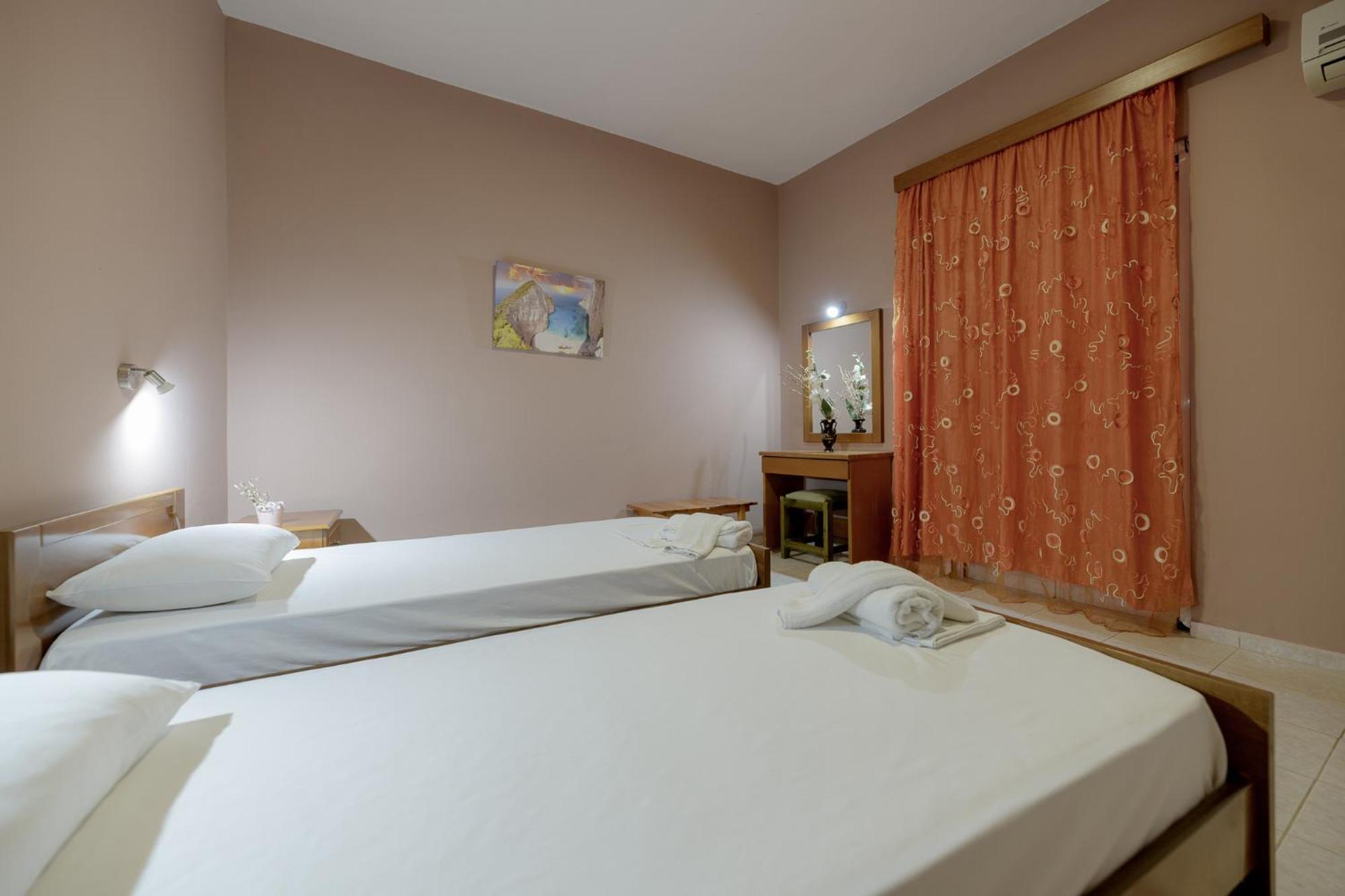 Anthi Studios & Apartments Alykes  Bagian luar foto