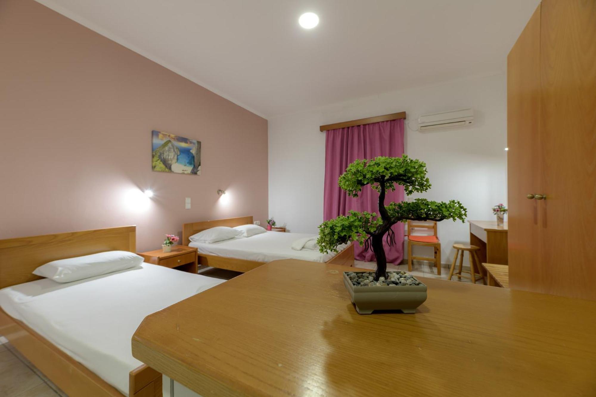 Anthi Studios & Apartments Alykes  Bagian luar foto