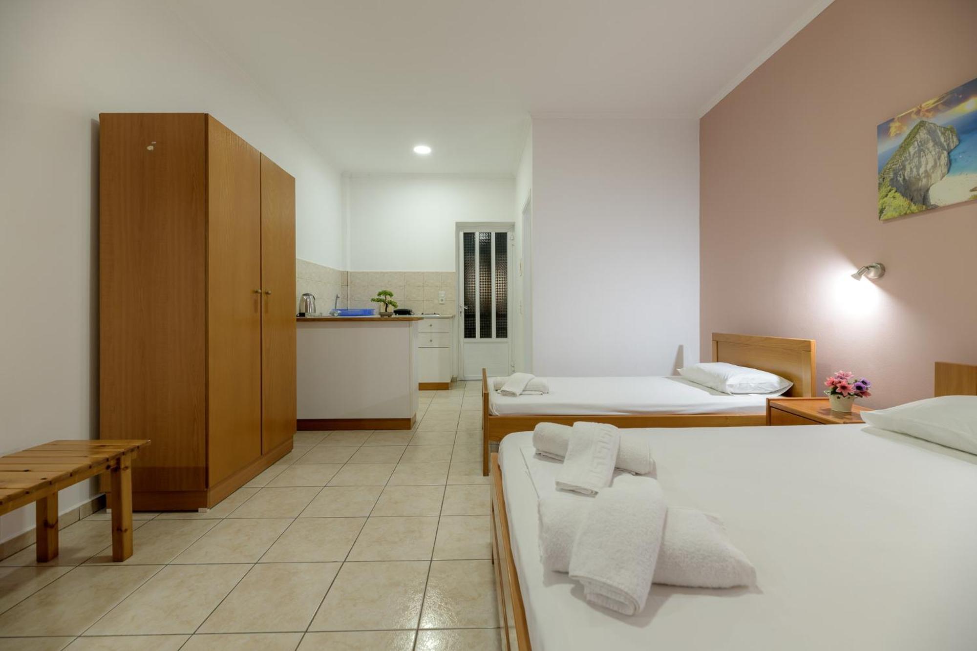 Anthi Studios & Apartments Alykes  Bagian luar foto