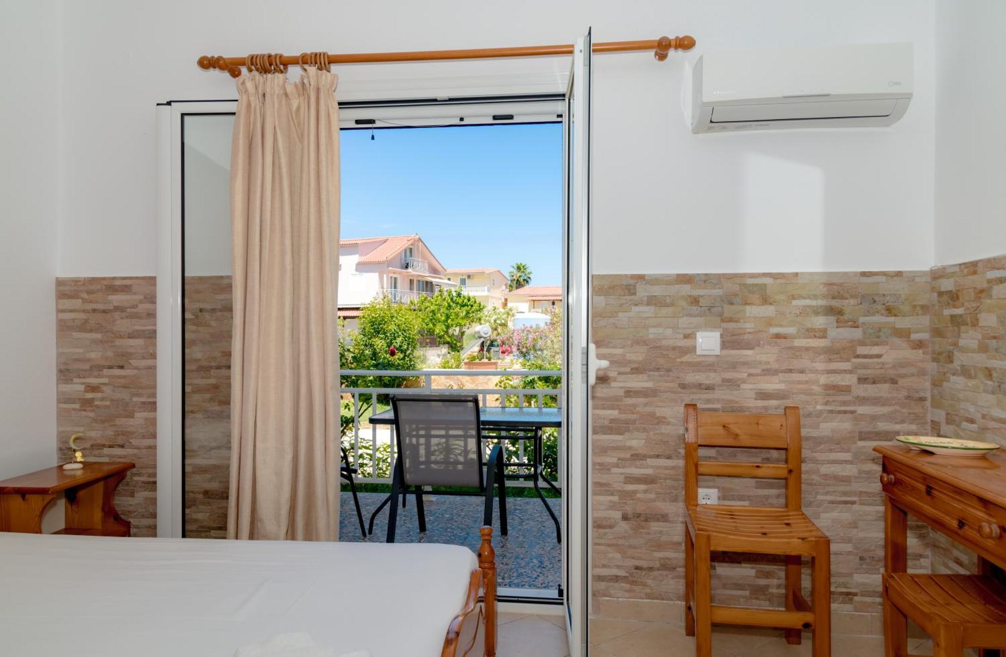 Anthi Studios & Apartments Alykes  Bagian luar foto