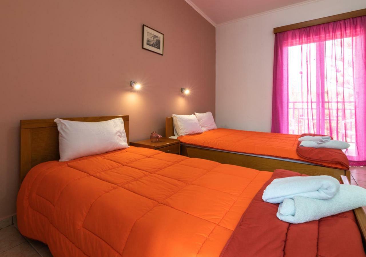 Anthi Studios & Apartments Alykes  Bagian luar foto